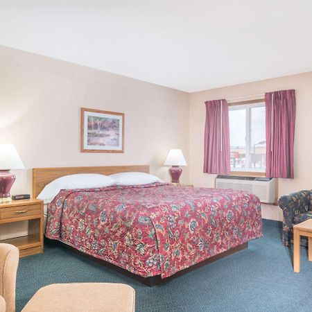 Отель Super 8 By Wyndham Superior Wi Экстерьер фото